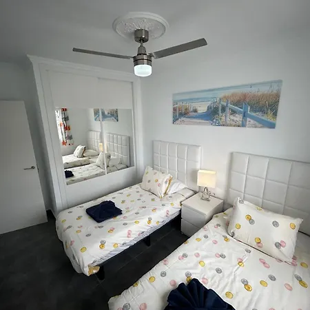 Stunning 1 Bedroom Apartment